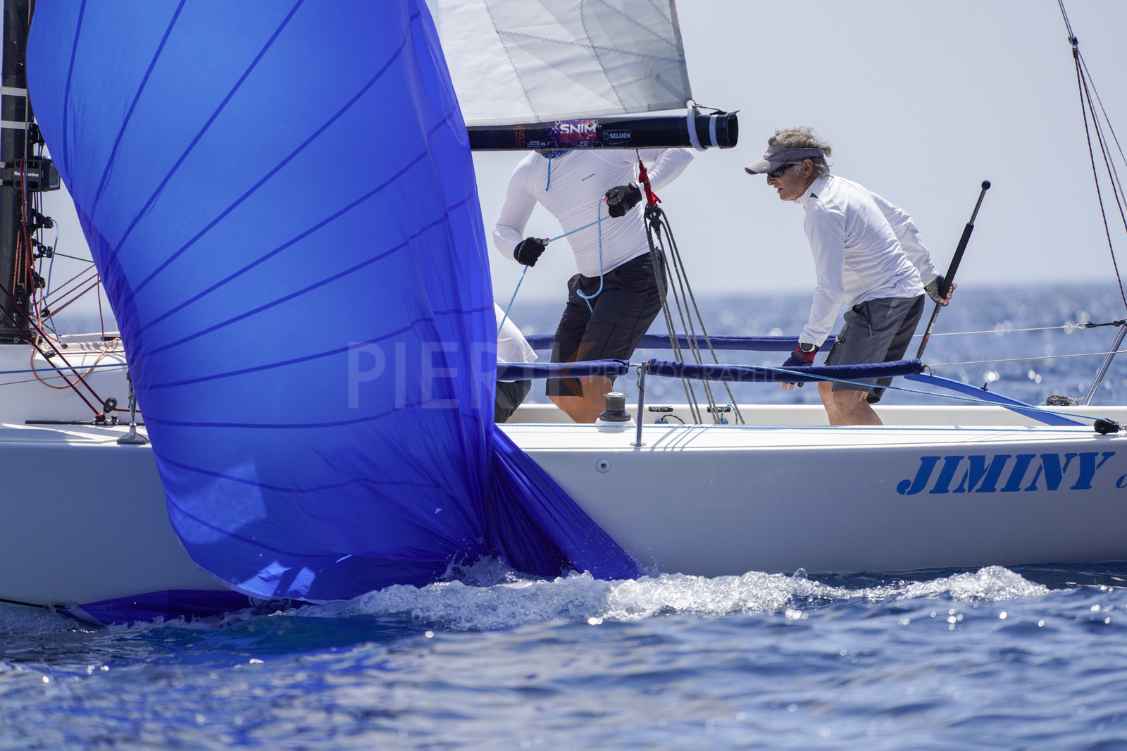 J70-0823.jpg