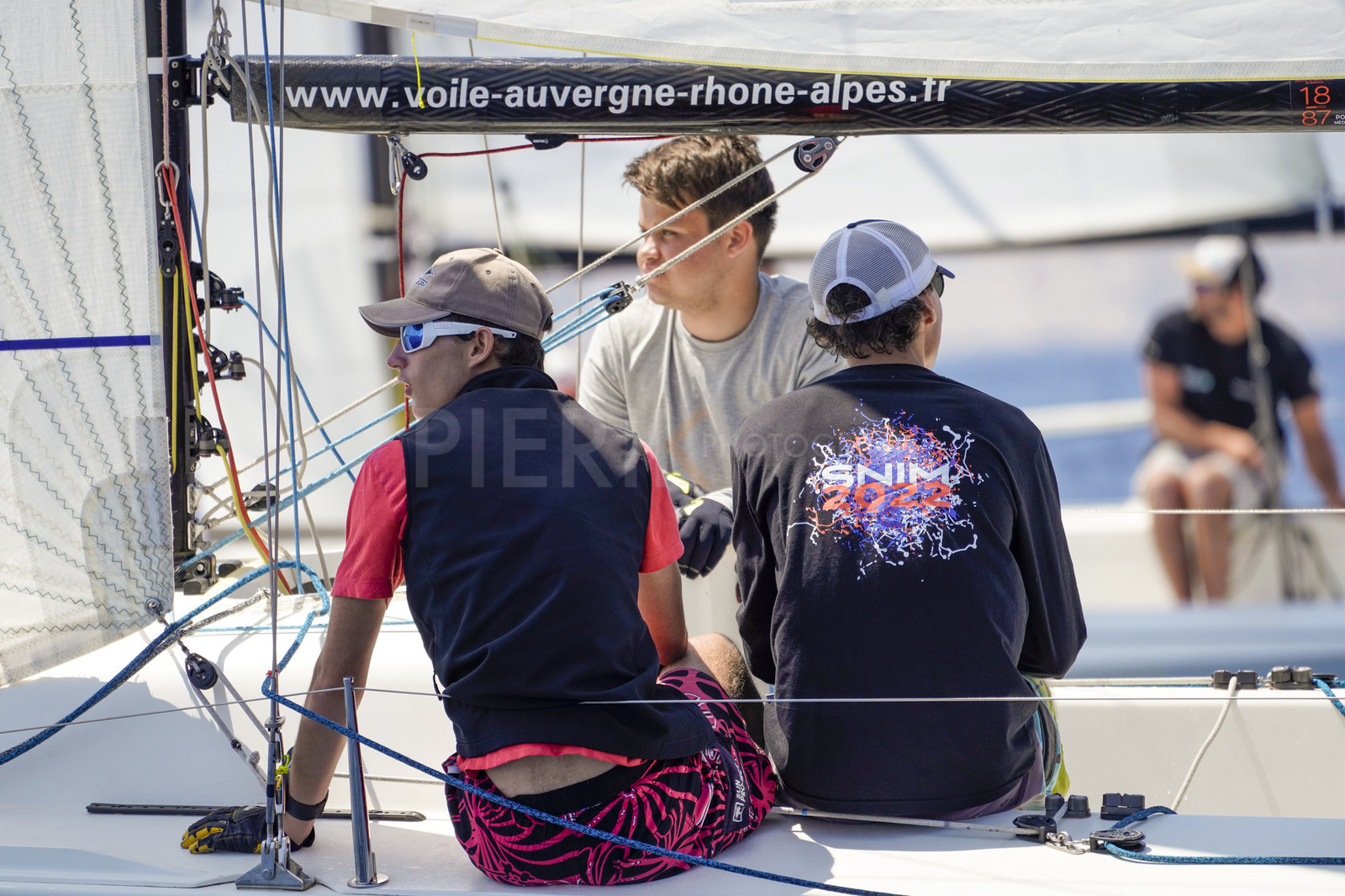J70-0759.jpg